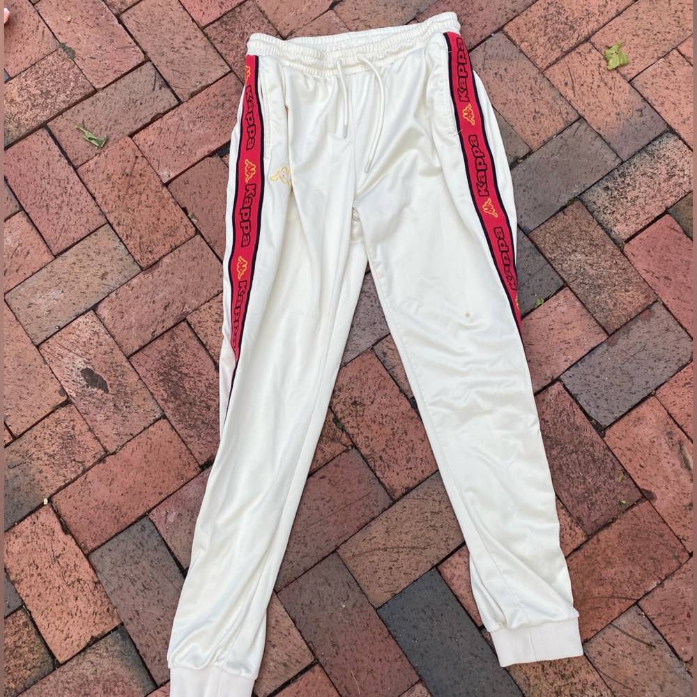 Comfy men’s white Kappa sweats